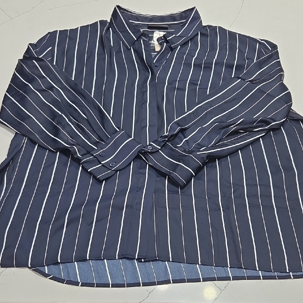 Lane Bryant Plus Size Womens Navy and White Striped Shirt Sz 26/28 New With Tags